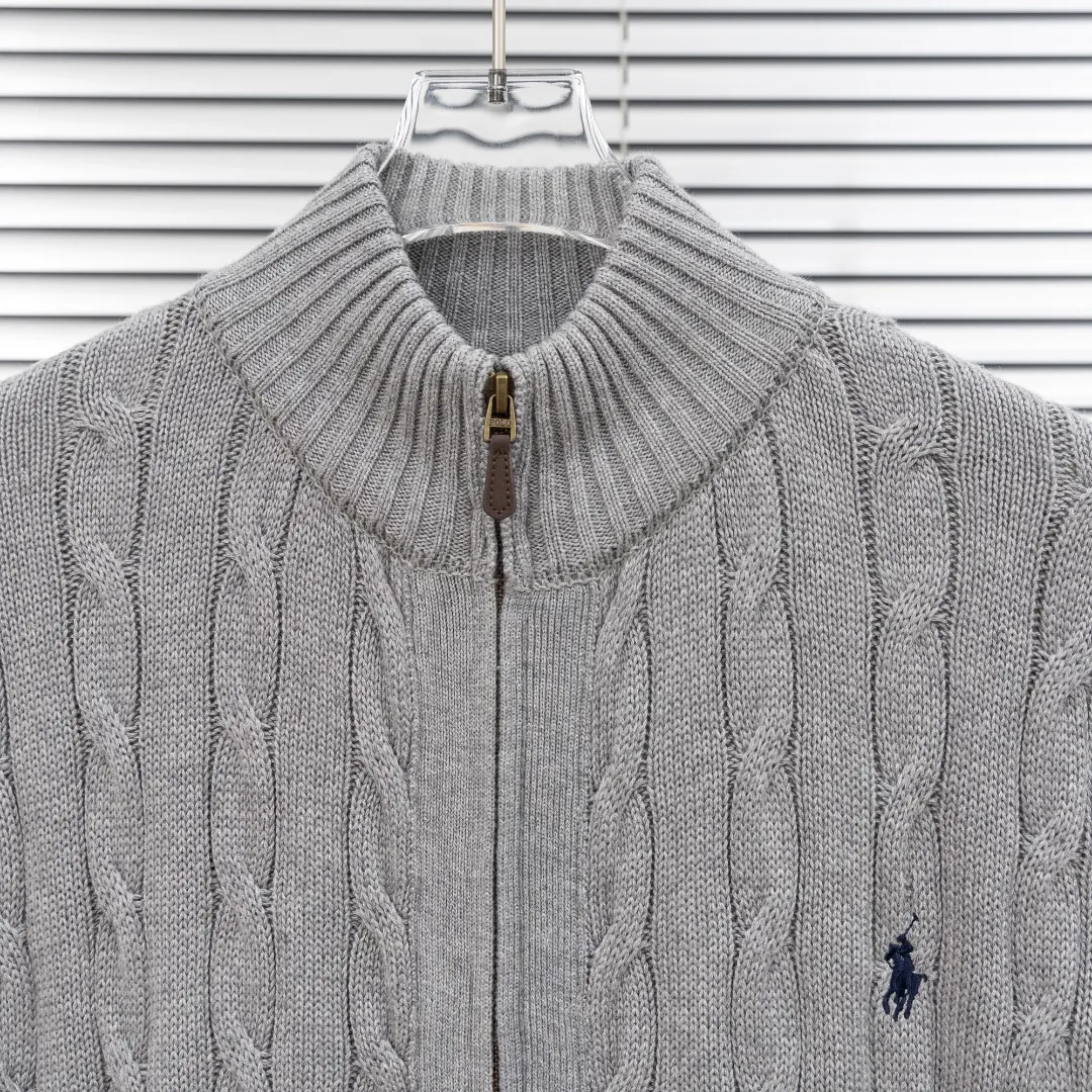 P320 top version (different currencies). You can scan the code to enter the official website. Style: Ralph Lauren POLO Ralph Lauren small label embroidered knitted old money style zipper cardigan jacket. Color: Picture color. Size: S-XL. Fabric: pure cotton. Accessories: full set of customized accessories. No gender distinction. Same style for men and women.